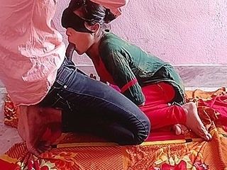 Breakup Ke Bad Dost Ke Sath Milkar Kunwari Ladki Ko Choda
